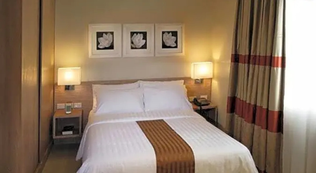 Номер Deluxe с балконом Azalea Residences Baguio