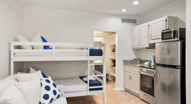 Студия 514 Sunsuite