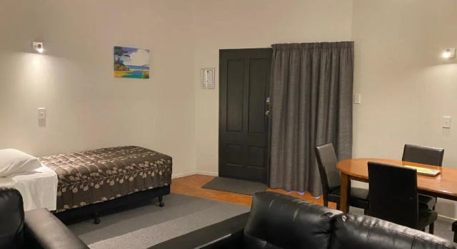 Апартаменты с 2 комнатами Townsman Motor Lodge