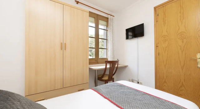 Hostal Montserrat