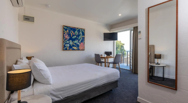 Номер Standard Bay 10 - Suites and Apartments