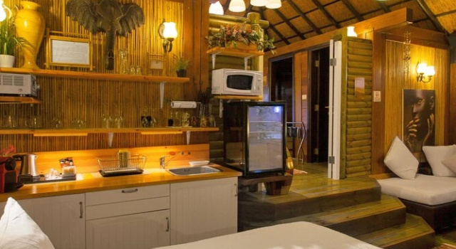 Номер Executive с балконом Out of Africa Resort