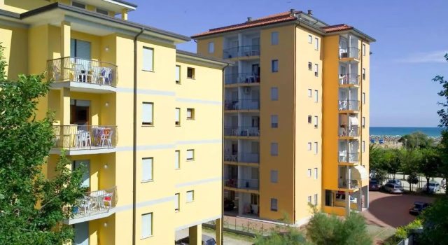 Appartamenti Lyons Nord e Sud, Забронировать Отель Отели Венето 3 звезды, 3*