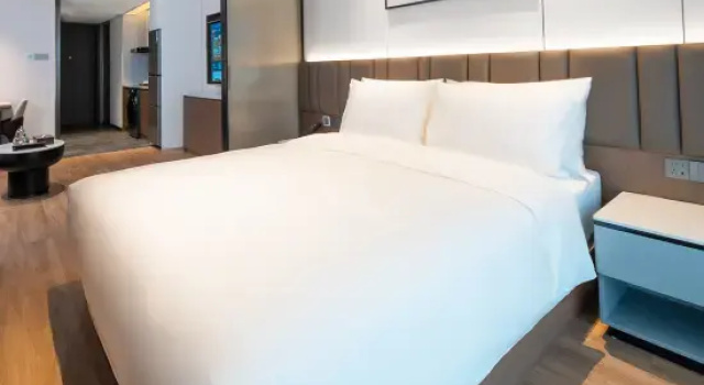 Yunlu Serviced Apartments (Shenzhen Luohu Port  Dongmen Old Street Branch), Забронировать Апартаменты/квартира Отели Shenzhen Area с бассейном, Бассейн