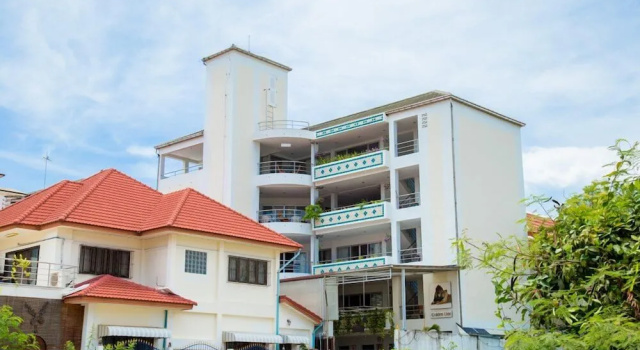 Golden Lion Guesthouse, Забронировать Отель Южная Паттайя 