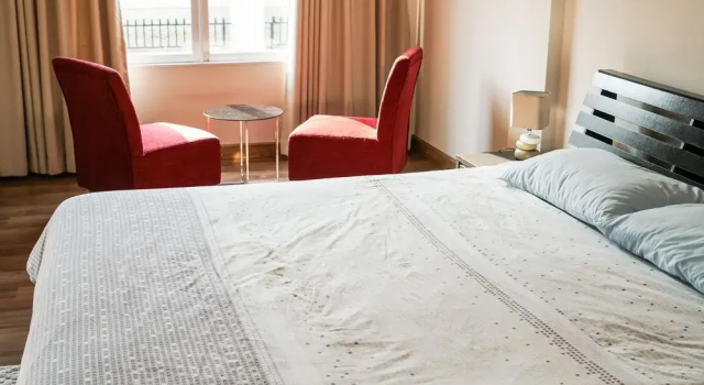 Airport Condo by Younique Travel, Забронировать Отель Отели Чиангмай с парковкой, Парковка