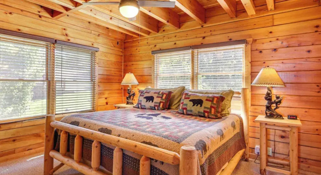 Коттедж Sensational Sunset! Sevierville Home w/ Hot Tub