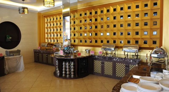 Shangrila Sanglong Hotel, Забронировать Отель Шангри-Ла Юньнань, рядом с Guishan Park