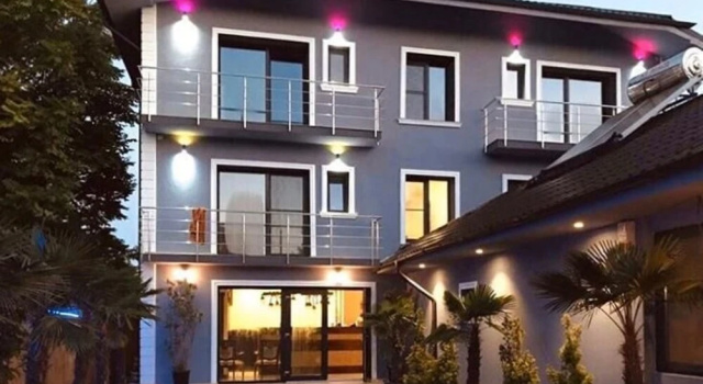 Casa Blanca Costinesti, Забронировать Отель Костинешти Констанца