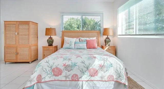 3547 Gasparilla Road - 4Br Home, Varaa Lomakoti Boca Grande hotellit, joissa on uima-allas, Uima-allas