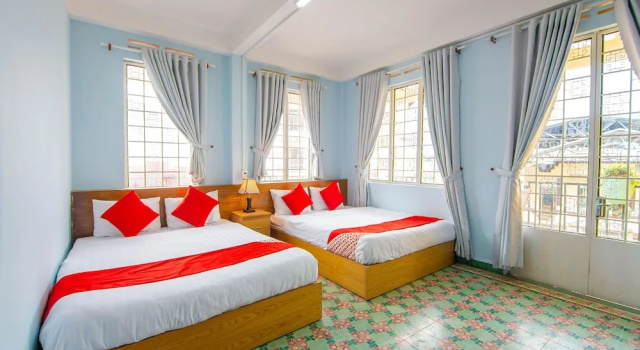 OYO 592 An Nhiên Hotel & cafe, Забронировать Отель Далат Ламдонг, рядом с Площадь Лам Вьен