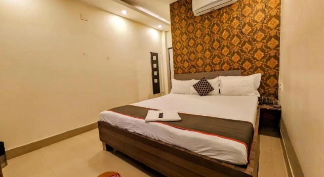 HOTEL SUN CITY, Varaa Hotelli Orissa hotellit, joissa on uima-allas, Uima-allas