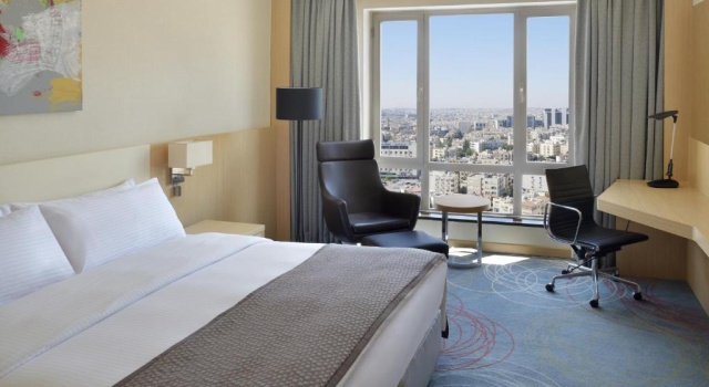 Двухместный номер Superior Mövenpick Hotel Amman