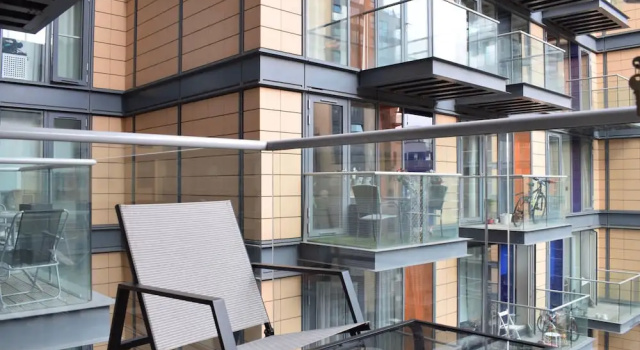 Canary Wharf 1 Bedroom Property, Забронировать Апартаменты/квартира Отели Лондона с парковкой, Парковка