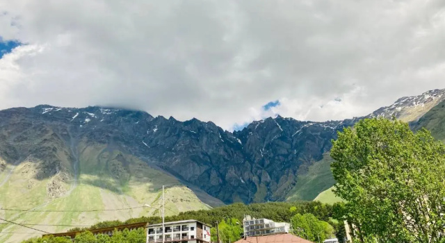 Двухместный номер Standard с видом на сад HOTEL KAZBEGI 1963