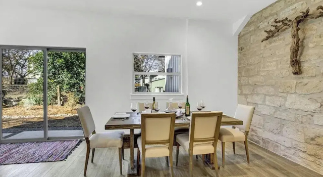 The Homestead Carriage House, Забронировать Дом для отпуска Фредериксберг Texas Wine Country, рядом с Винодельня Фредериксбурга
