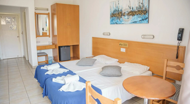 Cornelia Hotel