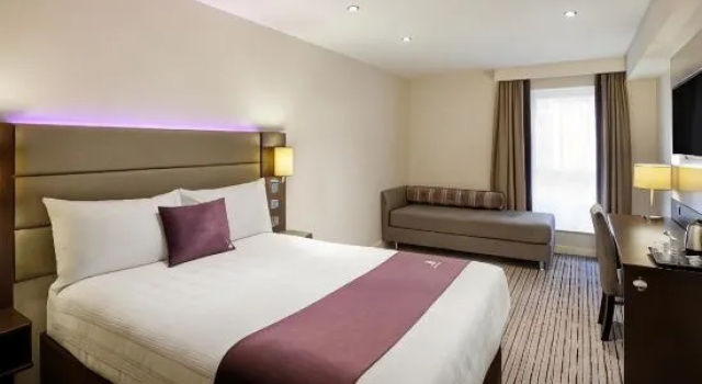 Двухместный номер Standard Premier Inn Liverpool Rainhill