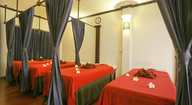 Grand Sunset Angkor Hotel, Забронировать Отель Отели Сиемреап по системе «всё включено», Всё включено