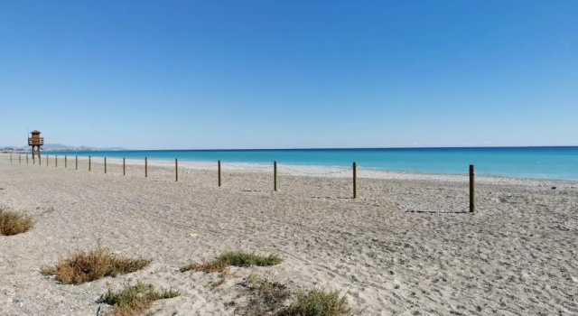 Апартаменты Global Properties, Apartamento en Marjal de Corinto con Piscina