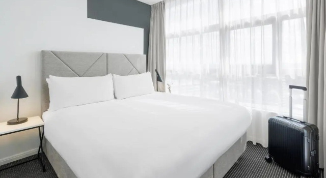 Люкс Meriton Suites Zetland