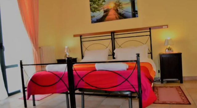 Holiday House & Events With Private Pool in the Center of Sicily, Забронировать Вилла Коттеджи Энны, Коттедж