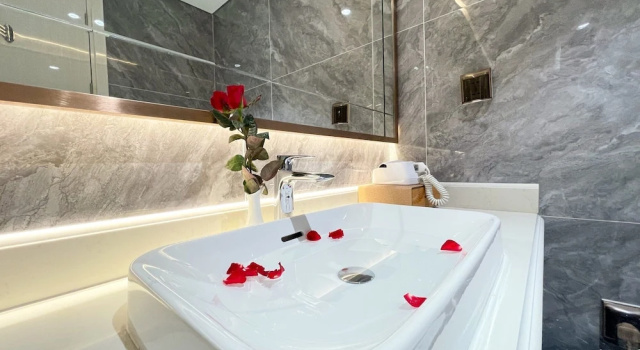 Номер Executive Cửa Đông Luxury Hotel
