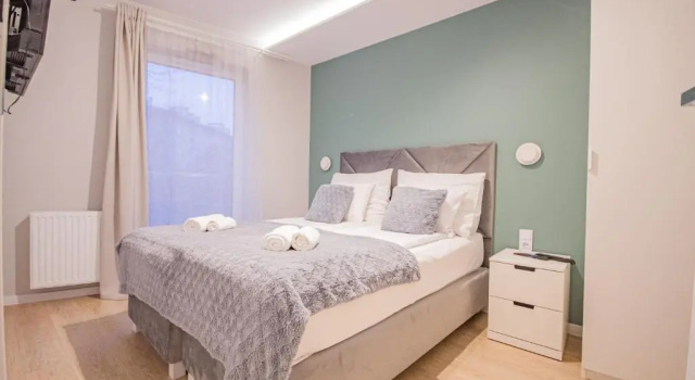 Апартаменты с 2 комнатами с балконом и с видом на парк InPoint Central Apartments