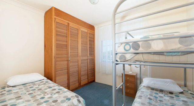 Thurlow Lodge, 6/6 Thurlow Avenue, Забронировать Отель Отели Нельсон-Бей с парковкой, Парковка