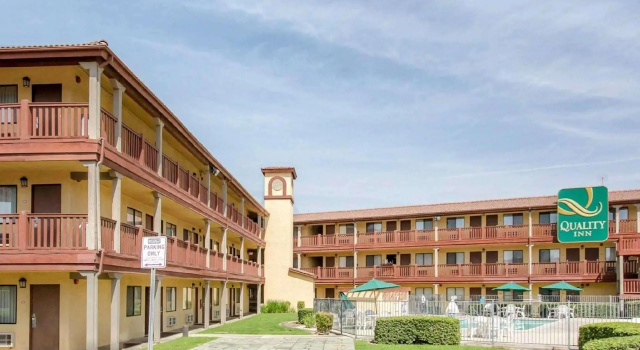 Кровать в общем номере Quality Inn San Bernardino - Loma Linda