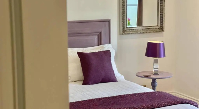Spacious apartment close to the beach - Lavender Apartment, 预订 公寓 迪尔 肯特