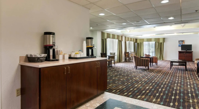 Dublin Inn and Suites, จอง มินิโฮเทล Dublin รัฐจอร์เจีย