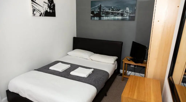 Номер Standard South Shields Central