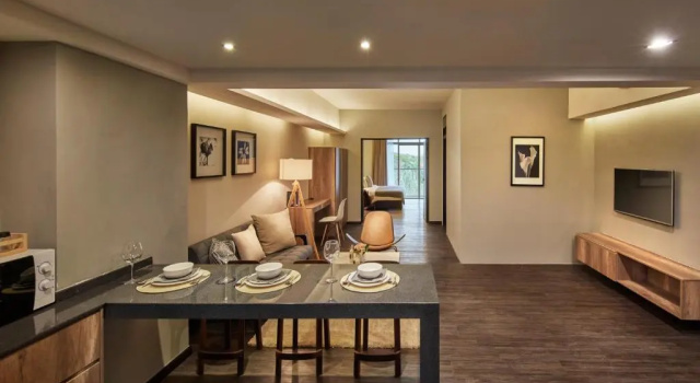 Люкс с 2 комнатами Tropics Eight Suites