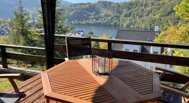 Ferienhaus Sonnendeck 2, Забронировать Отель Зиммерат Айфель