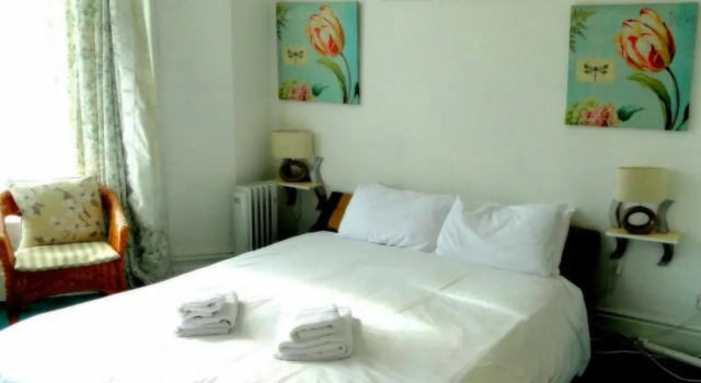 100 Pipers Hotel, Забронировать Отель Блэкпул Ланкашир