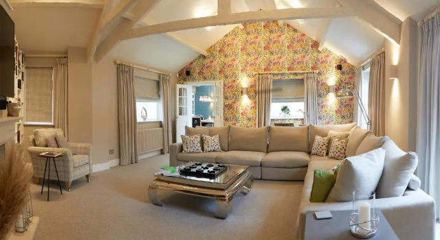 Коттедж с 4 комнатами The Plough Inn & Cottages