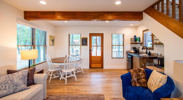 The Nuthatch Cabin, Rezervasyon Otel Elm Mott ABD