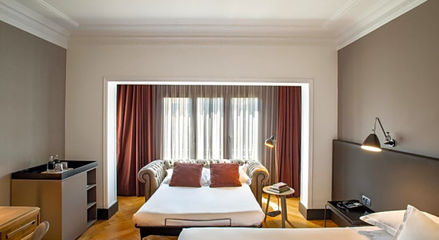 Двухместный Номер Premium Alexandra Barcelona Hotel, Curio Collection by Hilton