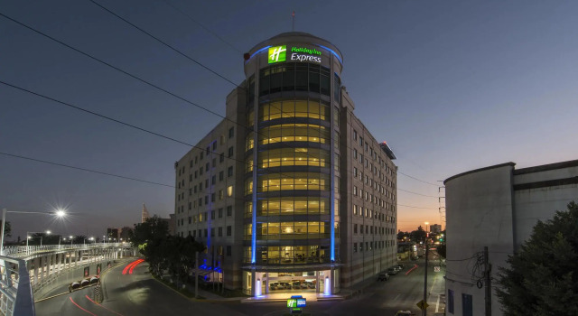 Holiday Inn Express Puebla, Rezervovat Hotel Puebla State of Puebla
