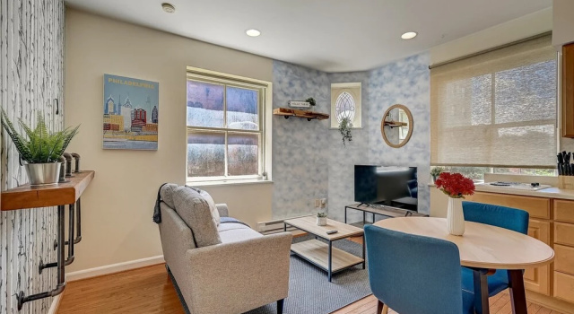 FRONTDESK 242 S 17th St Apts Rittenhouse Sq Philadelphia