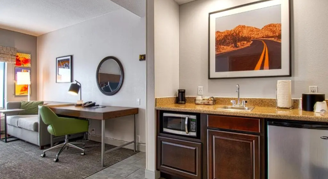 Студия Hampton Inn & Suites by Hilton Hemet Menifee Murrieta