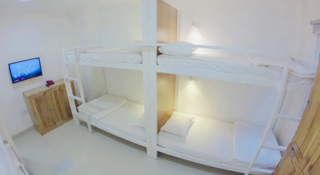 Кровать в общем номере Phan Anh Hotel - Bui Vien Walking Street