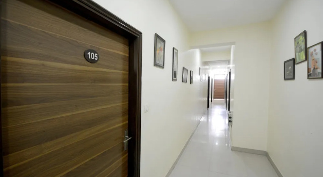 OYO 22949 Hotel Heiwa Inn, Забронировать Отель Отели Jaipur Region с завтраком, Завтраки