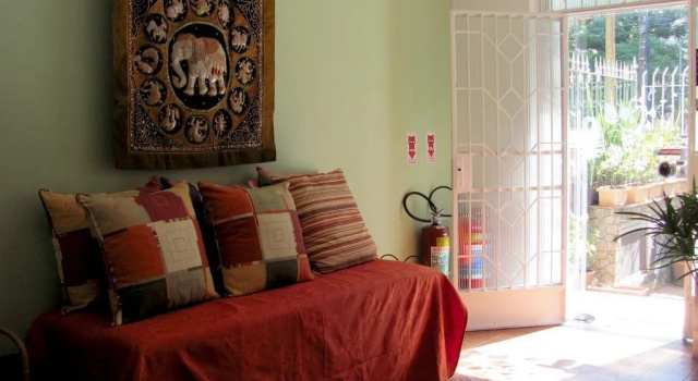 Kazazen Hostel
