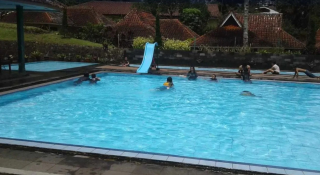 Puncak Camp Hills, Đặt Khách sạn Khách sạn 3 sao tại Citaringgul, 3*