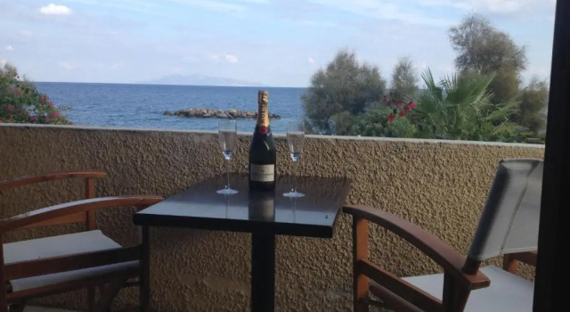Двухместный номер Standard с балконом и с видом на море Nostos Beach