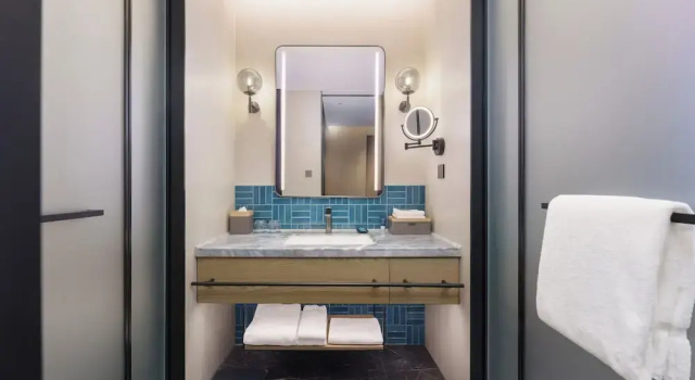 Номер Comfort Four Points by Sheraton Dalian Donggang