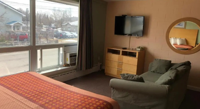 Студия Perth Plaza Inn & Suites