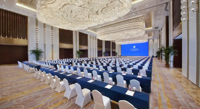 Grand New Century Hotel Zunyi China, Reservar Hotel Hotéis em Zunyi com Piscina, Piscina
